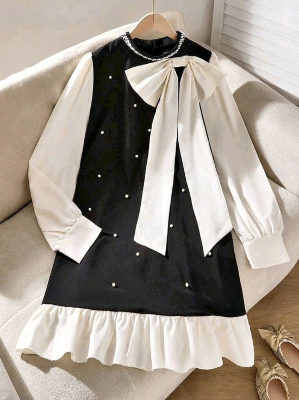SHEIN Frenchy Contrast Collar Pearls Beaded Dress